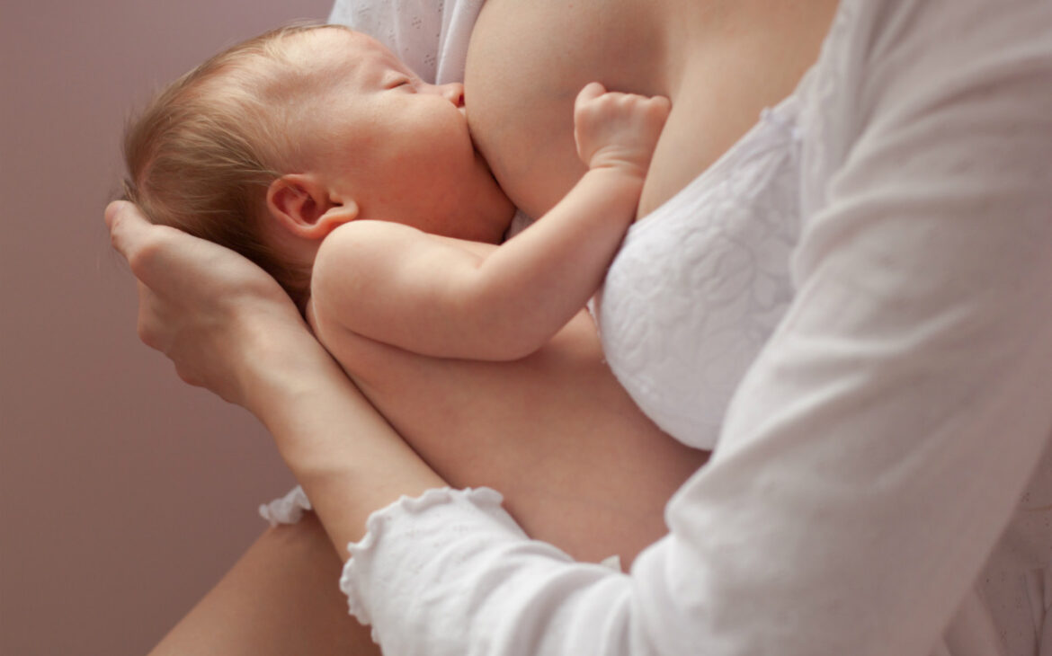 La mitad de las madres suizas con VIH deciden amamantar a su bebé cuando tienen la opción