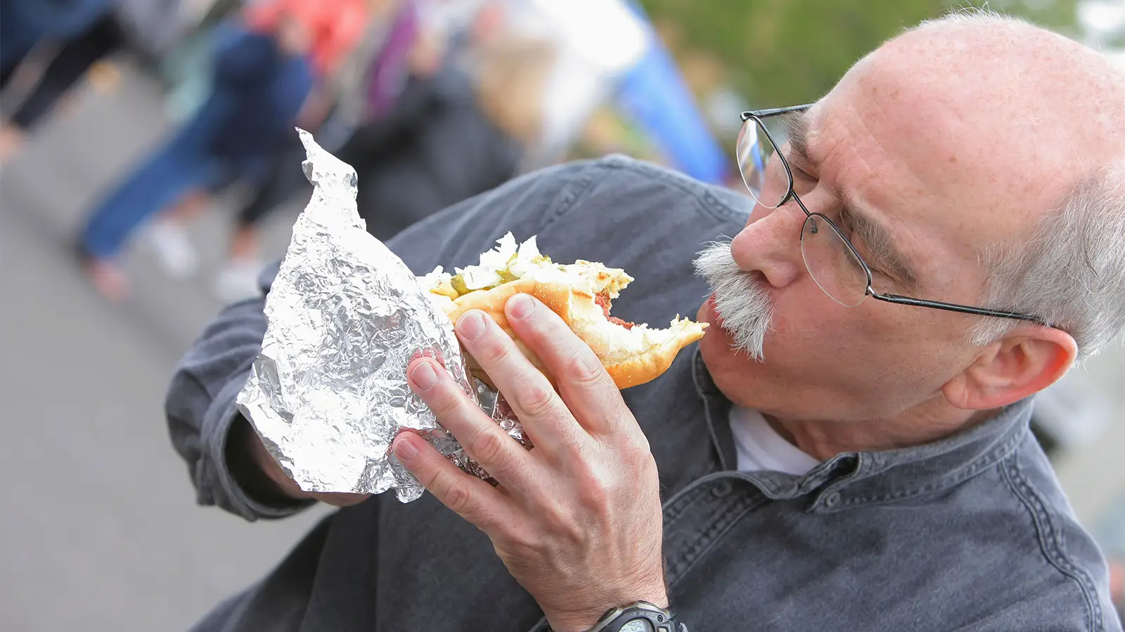 Los marcadores del envejecimiento cerebral están relacionados con los alimentos inflamatorios